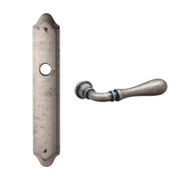 1420 Gou deurkruk op langschild WC72/8, antiek chroom