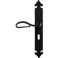 GPF6260.60L smeedijzer zwarte deurkruk Lumi op langschild BB72 291x41x4mm, linkswijzend